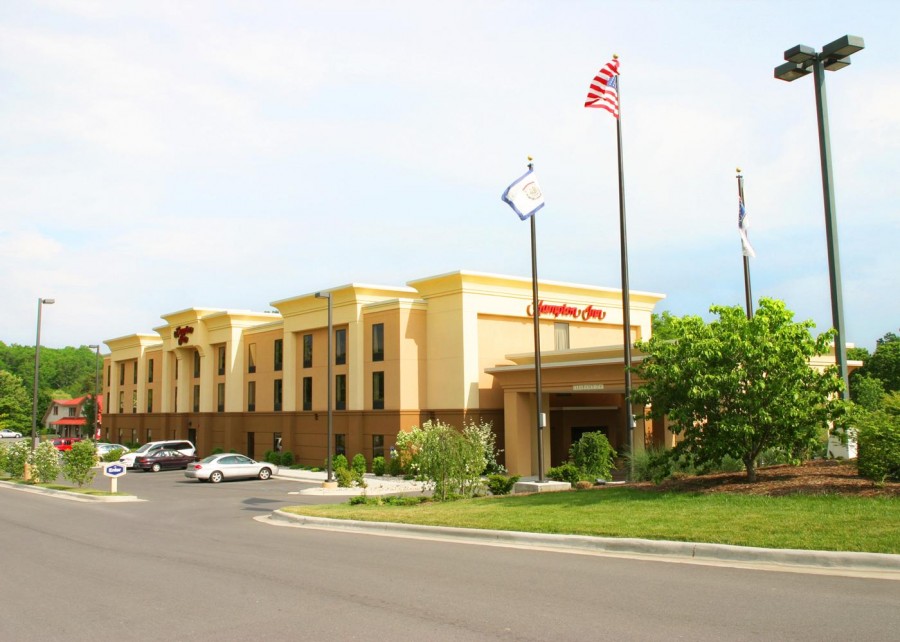 Hampton Inn Lewisburg Vacations to America